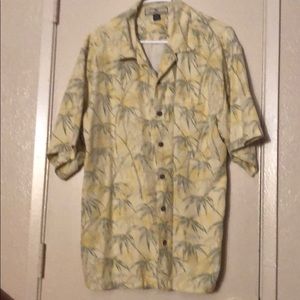 Tommy Bahamas XL Men’s Button up shirt.